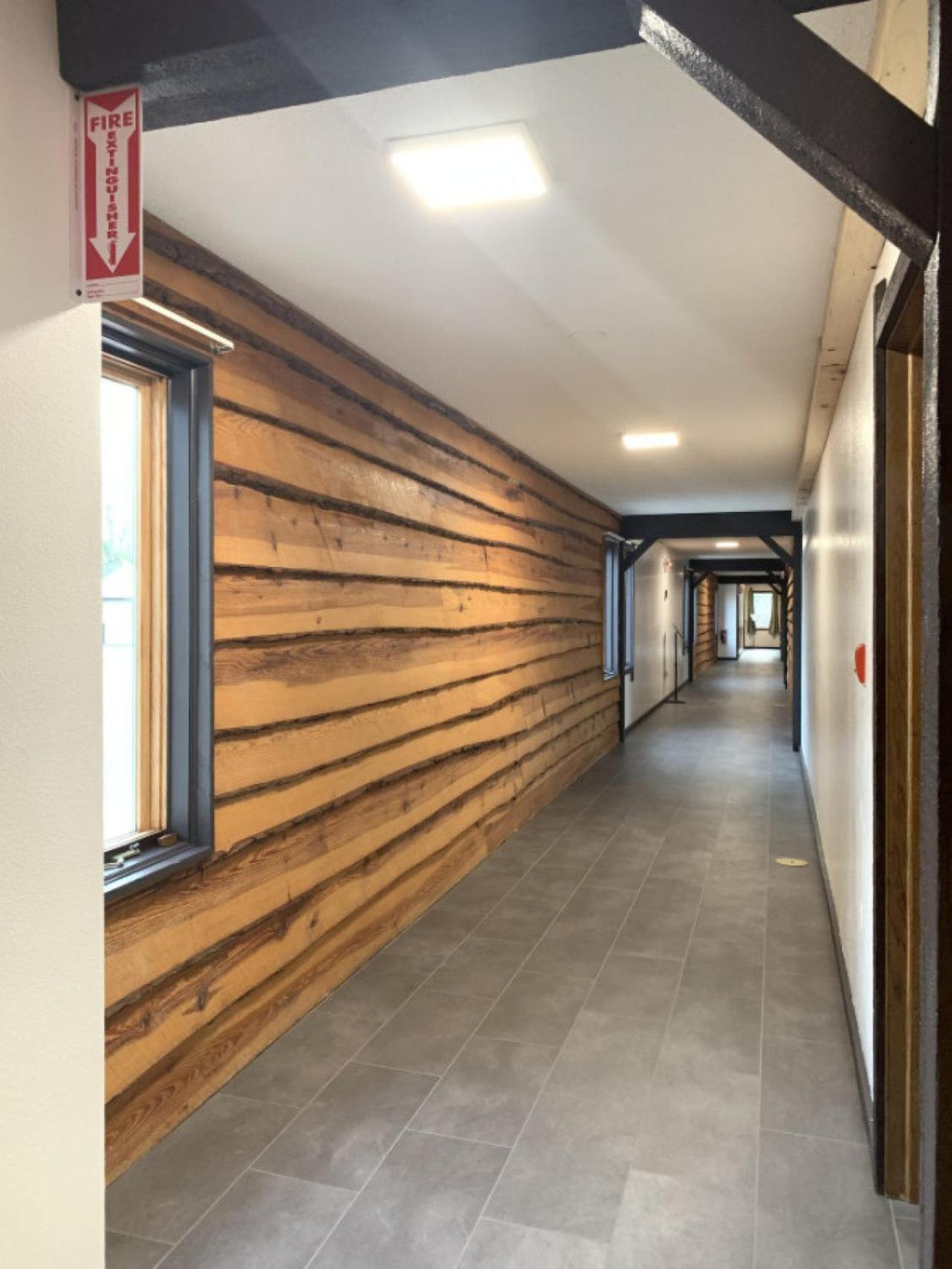 Bridge Inn Tomhawk - 2Nd Floor, 1 King Size Bed, Balcony, River View Tomahawk Exterior foto